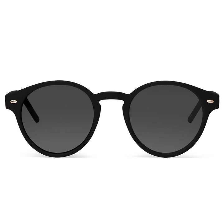 Joplin RPET lentes de sol negro vista frontal diseño universal #color_negro