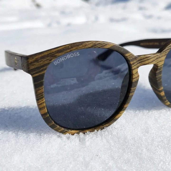 Frente del Meli Ebony lentes ópticos hombre con armazón sustentable en tono negro #editorial_polarizado #color_negro