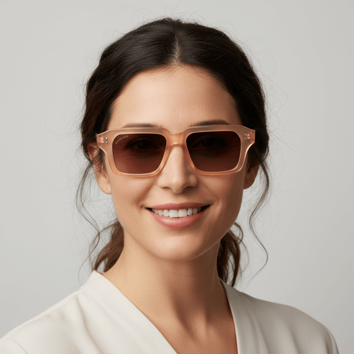 Verona lentes de sol champagne vista frontal estilo mujer #color_champagne