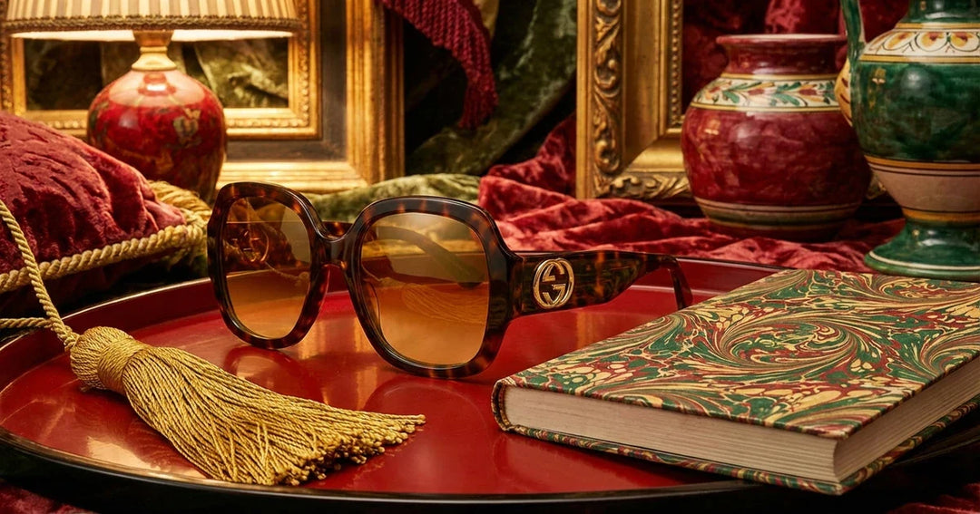 lentes de sol Gucci modelos 2026 exhibición de producto con estilo maximalismo fotografía editorial profesional