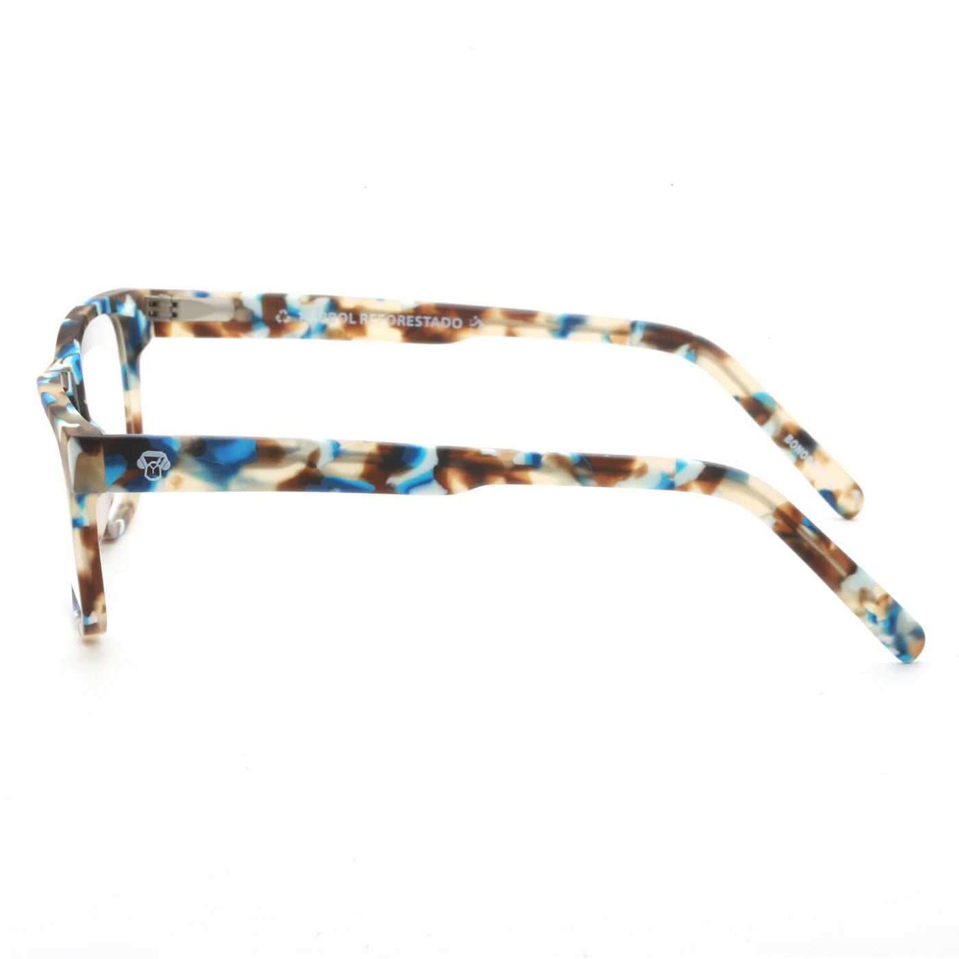 armazones o marcos ópticos de material sustentable reciclado ecológico de forma rectangular de color azul para hombre y mujer de cara redonda