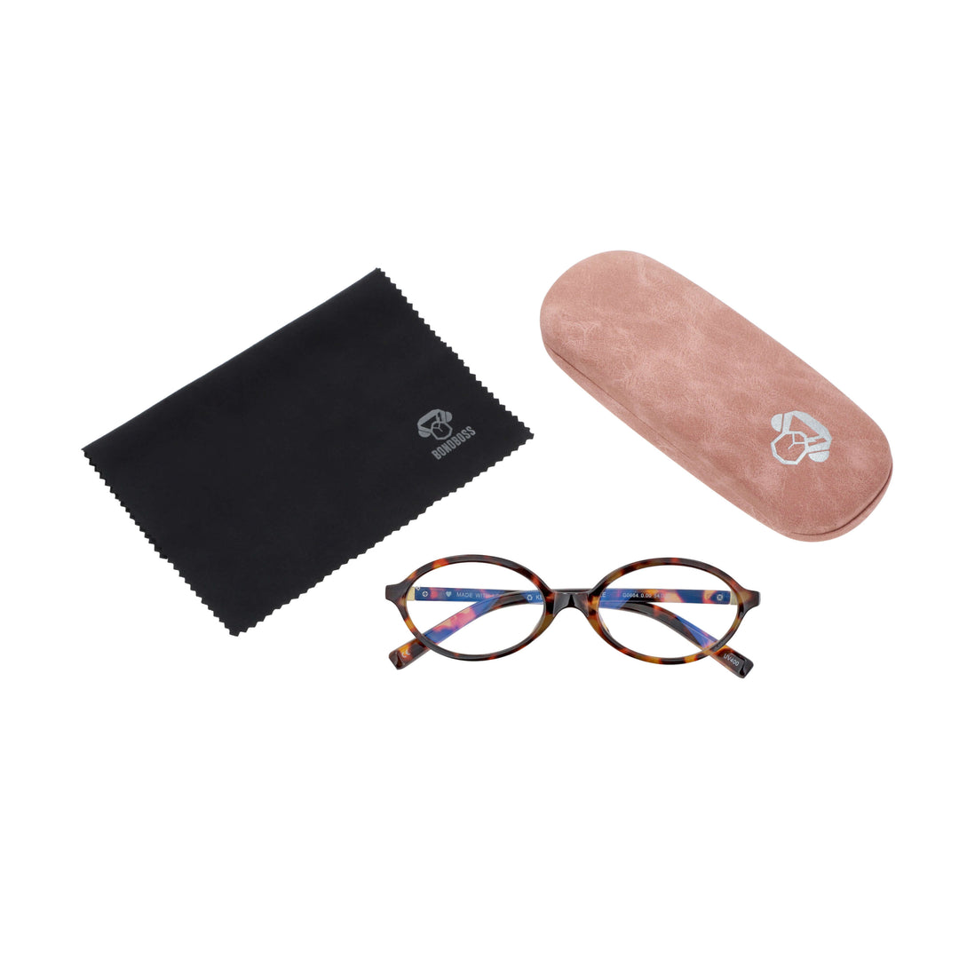 Blueberry Carey vista desde arriba de lentes de lectura ovalados para mujer tipo miu miu con filtro de luz azul para las pantallas con estuche rigido tipo almeja y paño de limpieza