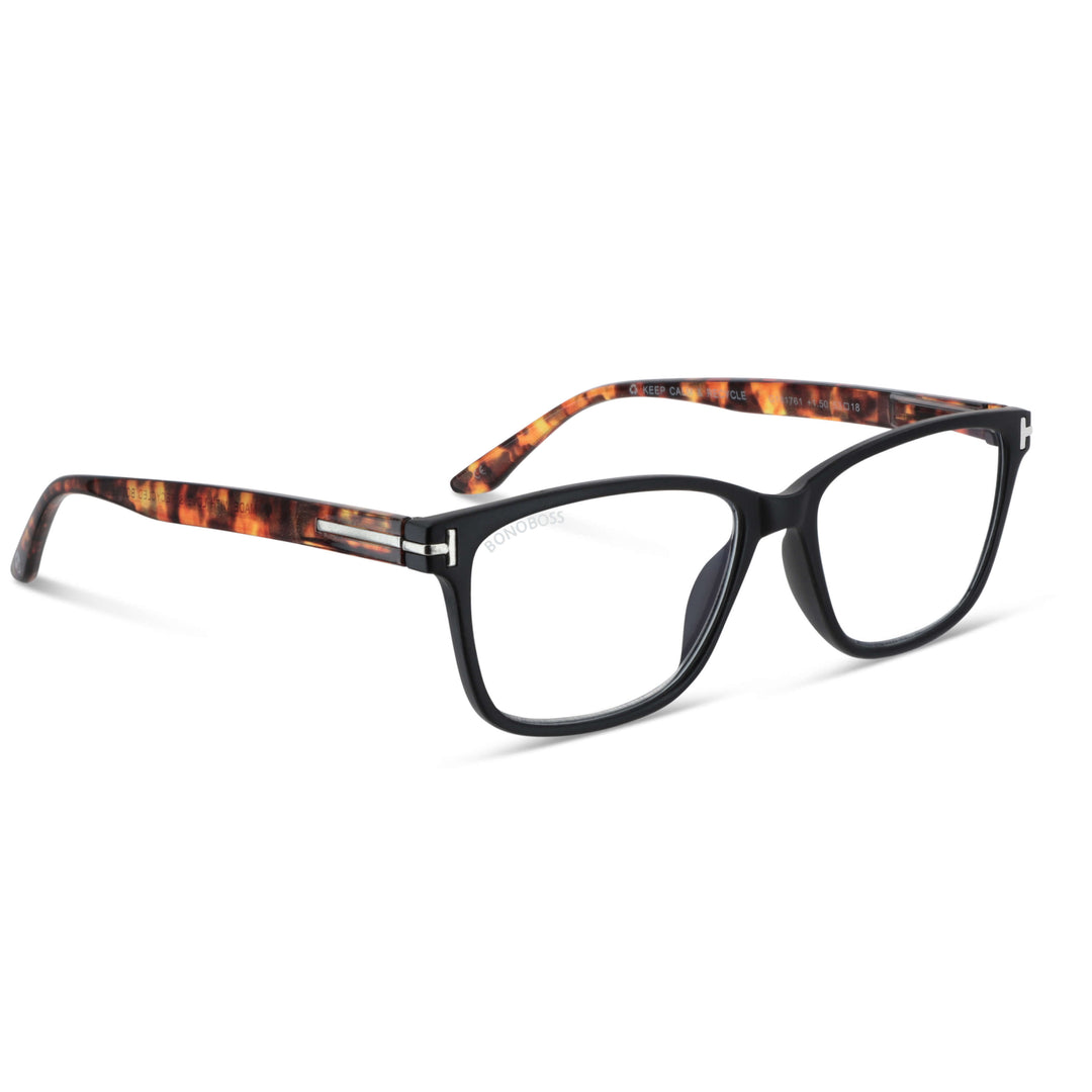 Puerto Williams Black vista angulada de lentes de lectura ovalados para mujer y hombre con armazon de plastico reciclados y colores distintos exclusivos con filtro de luz azul para las pantallas)