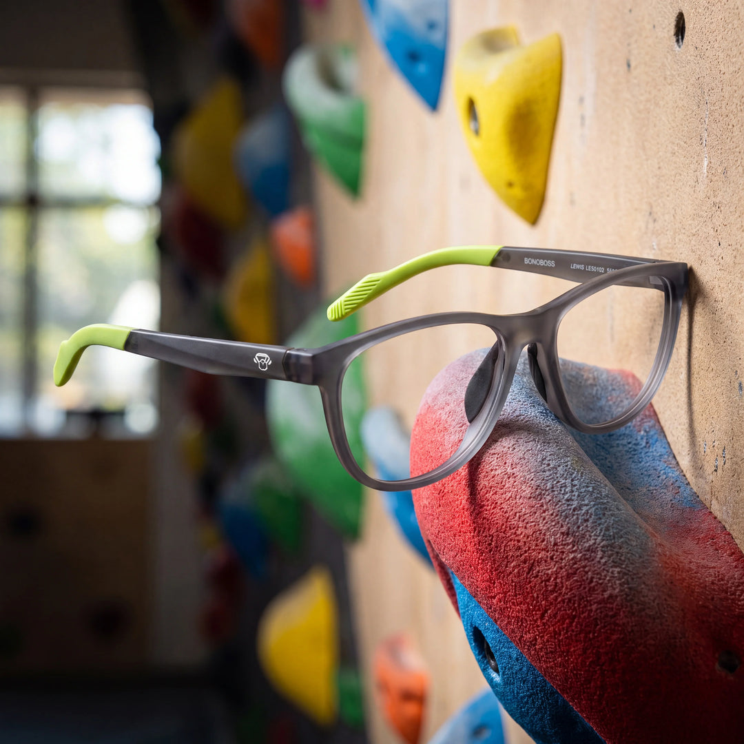 Lentes ópticos deportivos Bonoboss Lewis Verde escalada pared #editorial_lifestyle2 #color_verde