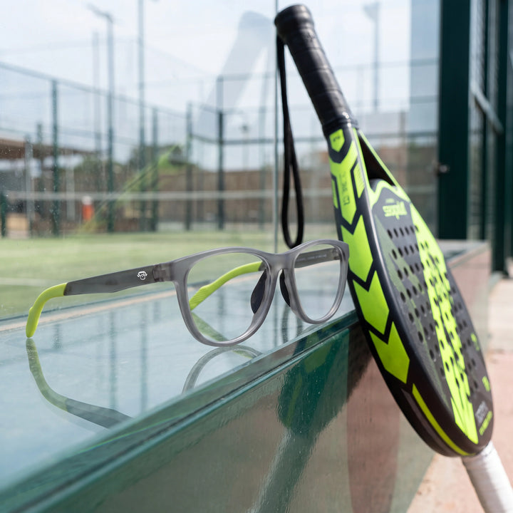 Lentes ópticos deportivos Bonoboss Lewis Verde padel cancha #editorial_lifestyle3 #color_verde