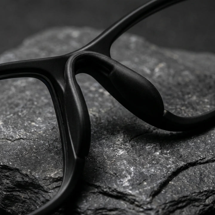 Lentes ópticos deportivos Bonoboss Bryant Negro detalle nariz interna #editorial_grip_nariz #color_negro