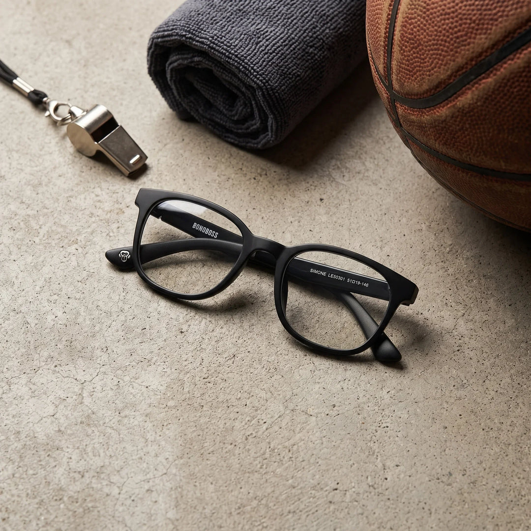 Lentes ópticos deportivos Bonoboss Simone Negro flatlay deporte #editorial_sustentabilidad #color_negro