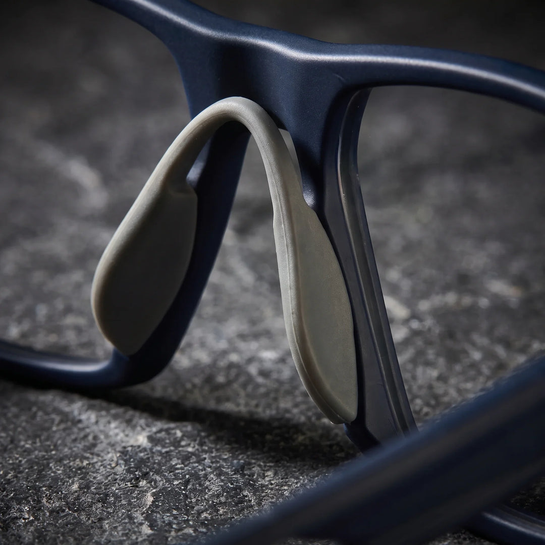 Lentes ópticos deportivos Bonoboss Senna Azul detalle nariz interna #editorial_grip_nariz #color_azul