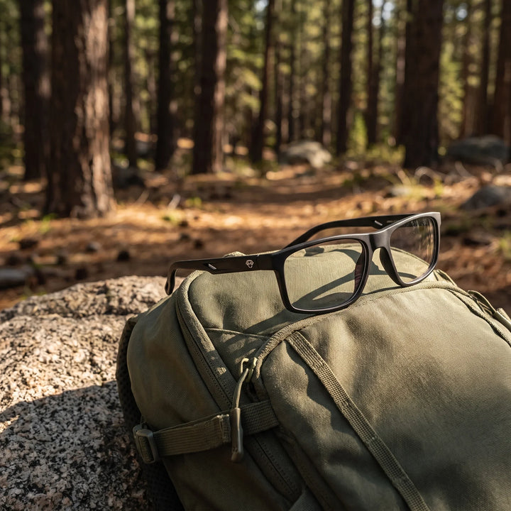 Lentes ópticos deportivos Bonoboss Jordan Negro cerro mochila #color_negro