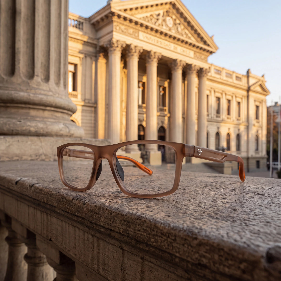 Lentes ópticos deportivos Bonoboss Jordan Naranjo casacentral uchile #editorial_lifestyle3 #color_naranjo