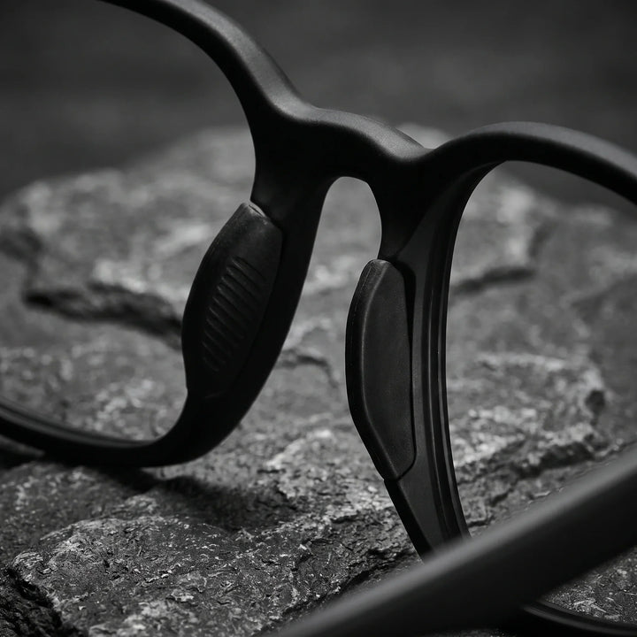 Lentes ópticos deportivos Bonoboss Serena Negro detalle nariz interna #editorial_grip_nariz #color_negro