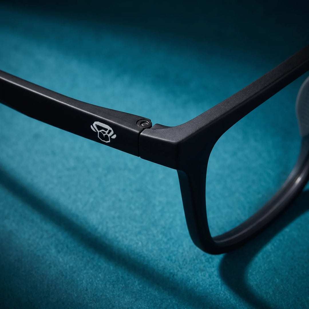Lentes ópticos deportivos Bonoboss Phelps Negro detalle bisagra #color_negro