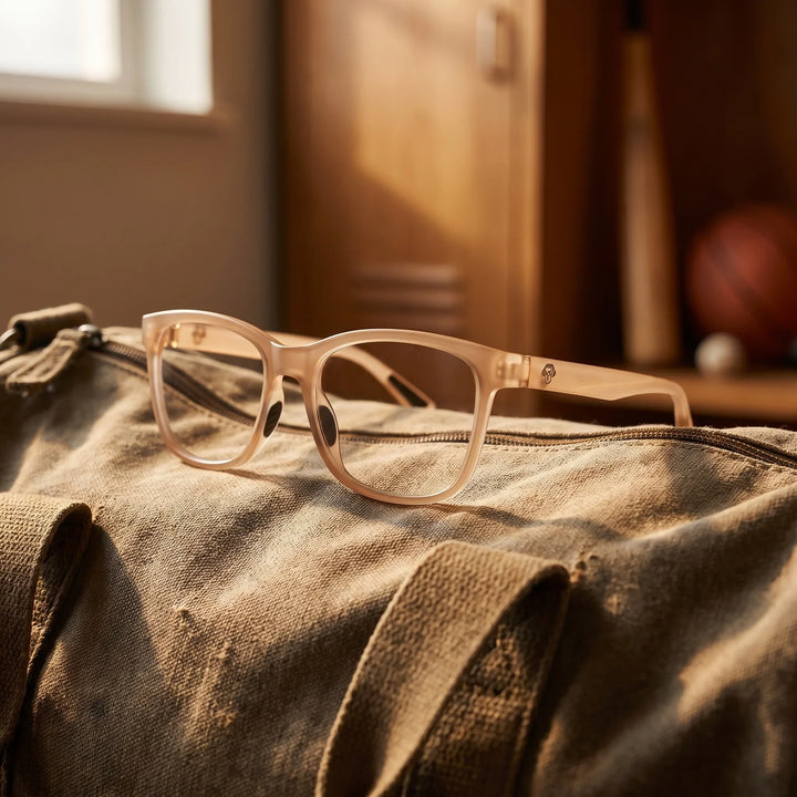 Lentes ópticos deportivos Bonoboss Comaneci Champagne bolso deportivo #editorial_sustentabilidad #color_champagne