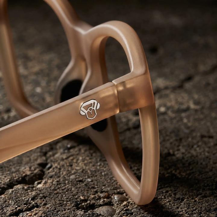Lentes ópticos deportivos Bonoboss Comaneci Champagne detalle canto frente #color_champagne