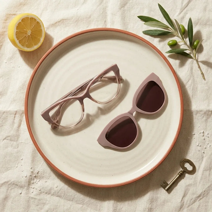 Bonoboss Anakena Clip Sol Champagne - flatlay editorial sistema clip-on completo #editorial_modo_sol #color_champagne