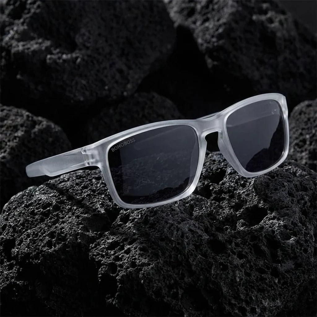 Lentes sol Lautaro RPET polarizados UV400 sobre roca volcanica textura natural Bonoboss #color_transparente