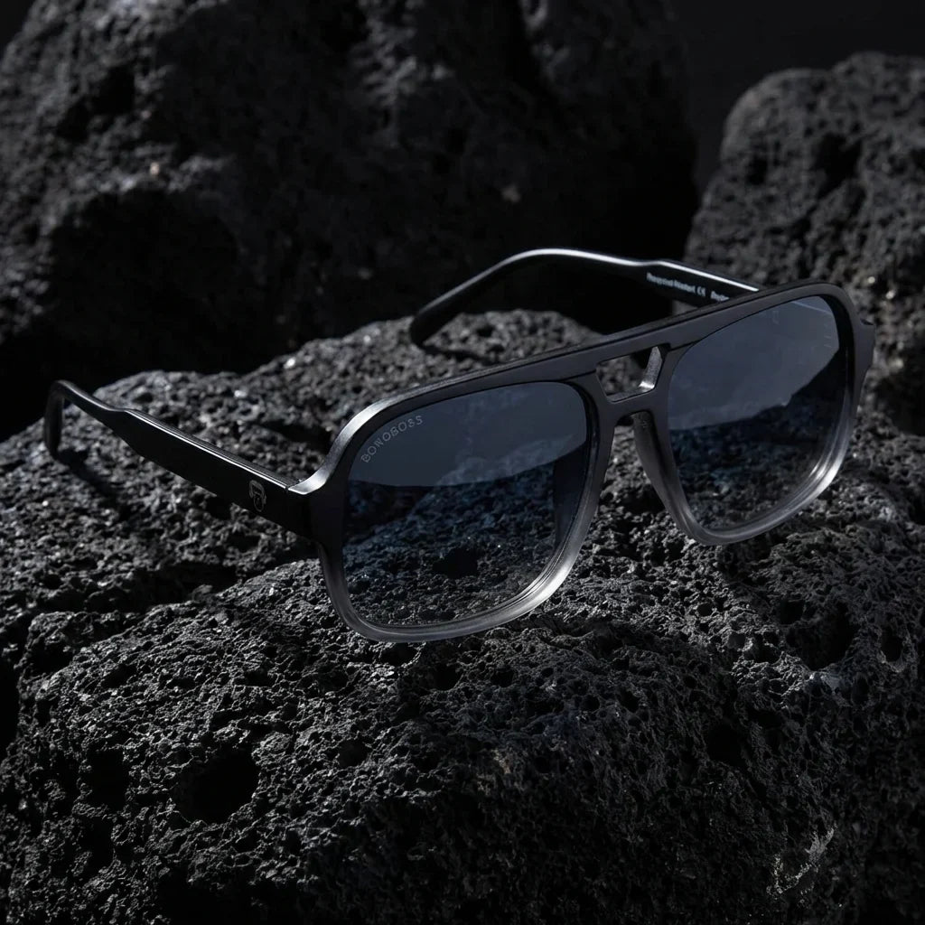 Lentes sol Orson RPET polarizados UV400 sobre roca volcanica textura natural Bonoboss #color_negro