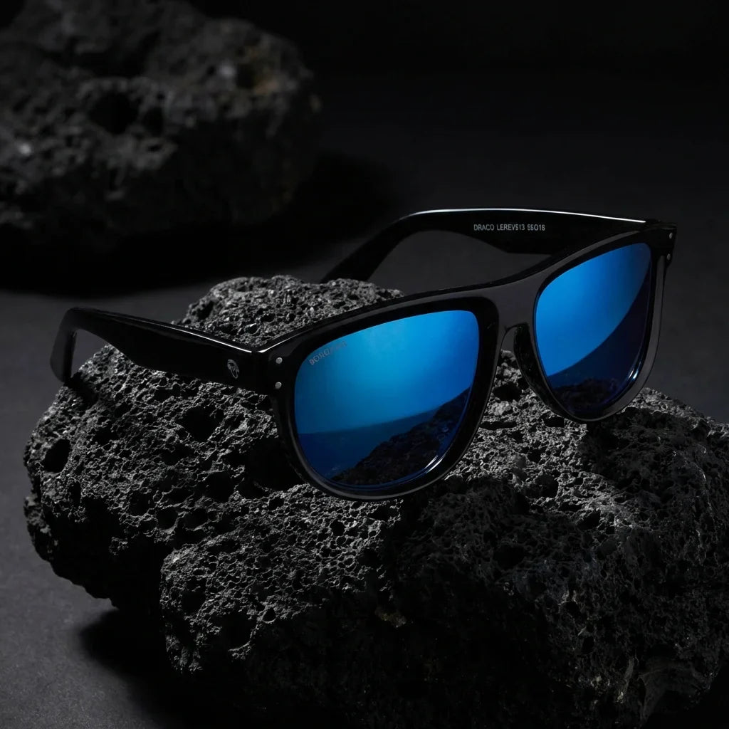 Lentes sol GirlFriend Reverse polarizados UV400 sobre roca volcanica textura natural Bonoboss #color_espejado-azul