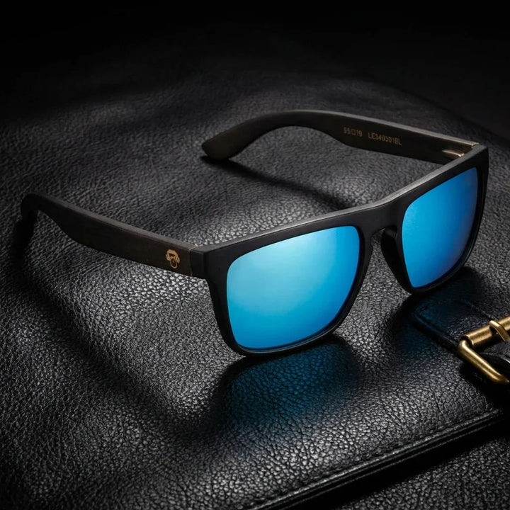 Lentes sol Lautaro Dark polarizados UV400 acetato sky sobre cuero negro detalle brass premium Bonoboss #editorial_polarizado #color_sky