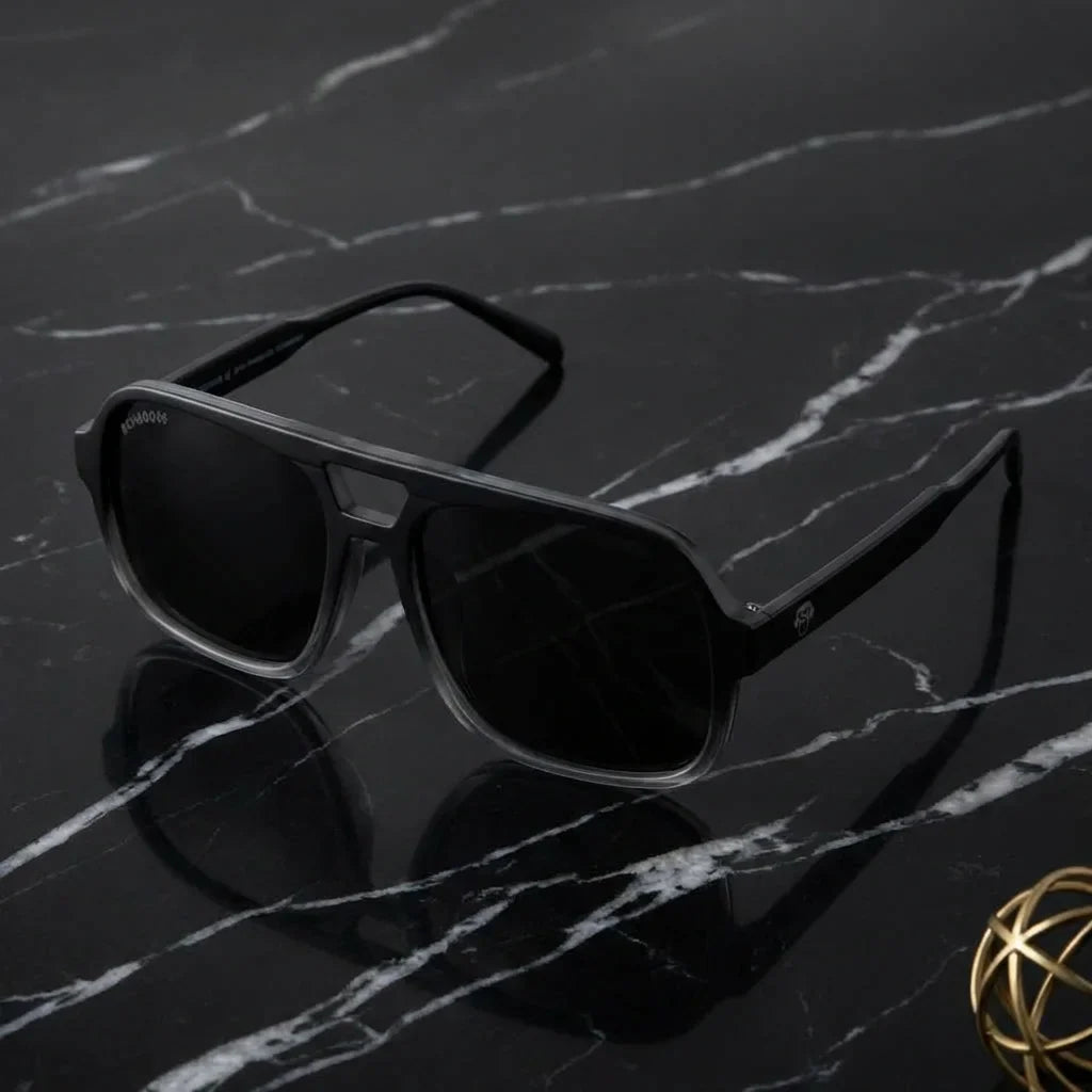 Lentes sol Orson RPET polarizados UV400 RPET reciclado dark sobre marmol negro textura elegante premium Bonoboss #editorial_polarizado #color_black