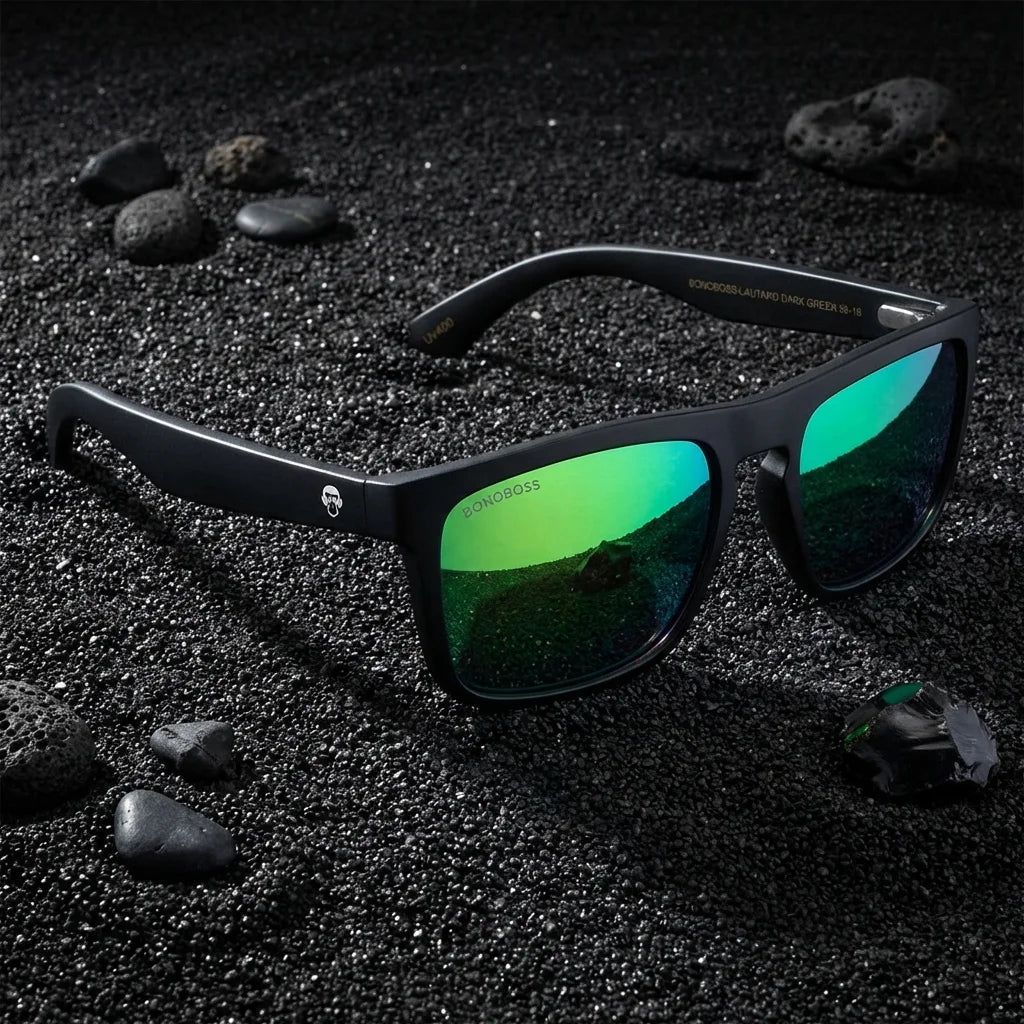 Lentes sol Lautaro Dark polarizados UV400 sobre arena negra volcanica Bonoboss #color_espejado-verde