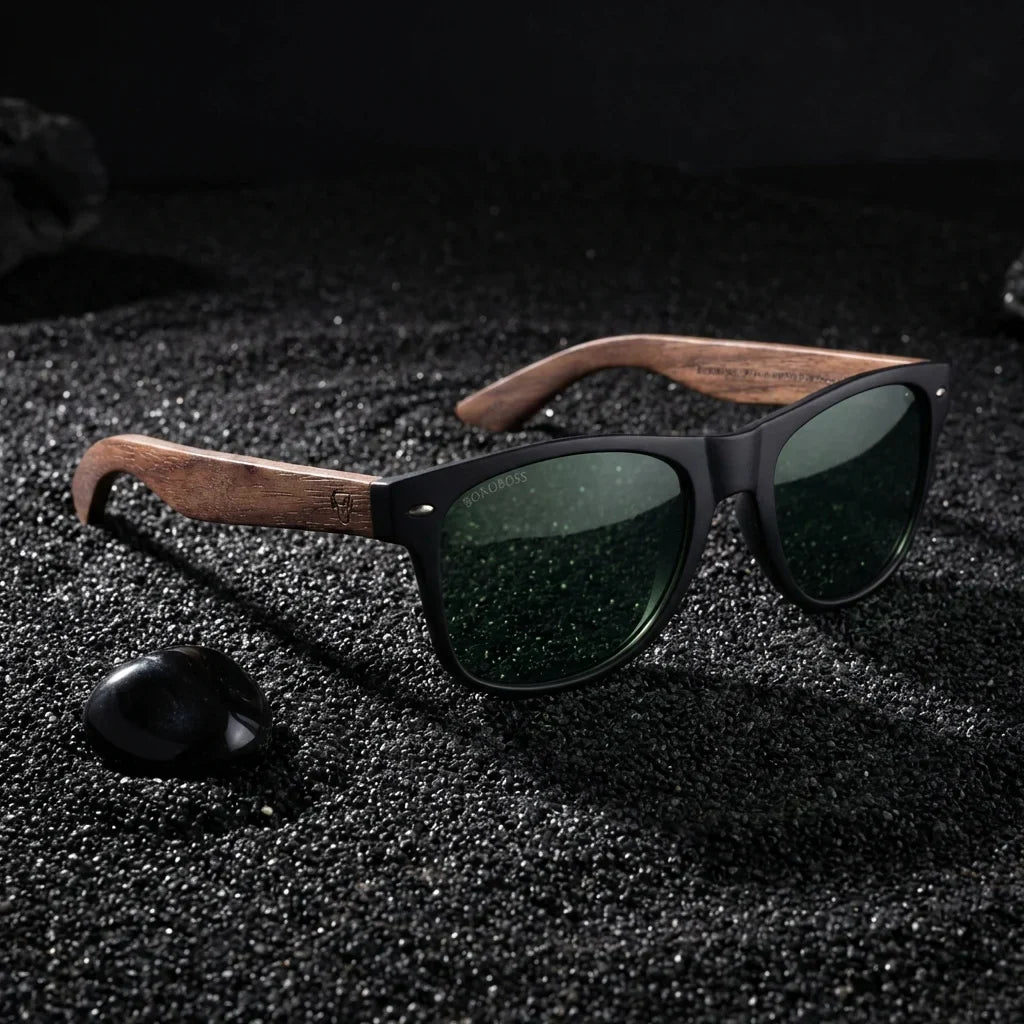 Lentes sol Acacia Nogal polarizados UV400 sobre arena negra volcanica Bonoboss #color_g15
