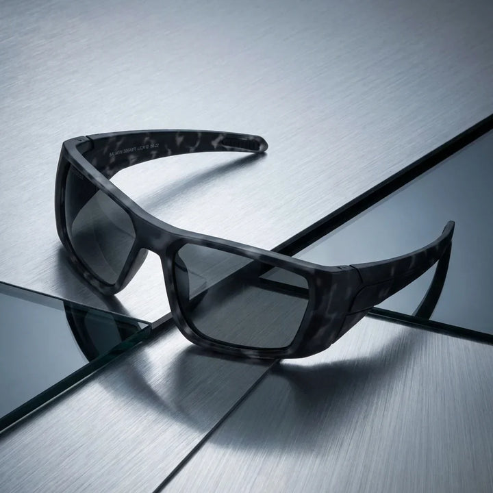 Lentes sol Salmon Seeker polarizados UV400 bio-acetato dark camo sobre metal brushed premium fishing sport Bonoboss #editorial_grid1 #color_dark-camo