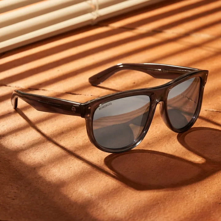 Lentes sol GirlFriend Reverse polarizados UV400 fotografia editorial Bonoboss #color_espejado-gris