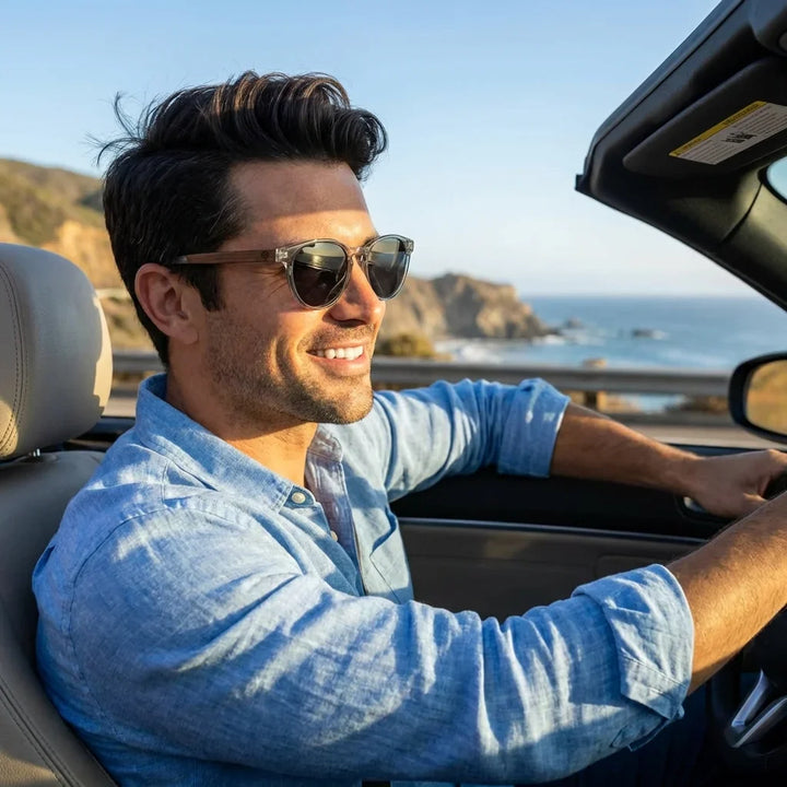 Hombre usando lentes sol Chiloé 220 polarizados UV400 hombre conduciendo reduce fatiga ocular Bonoboss #color_transparente
