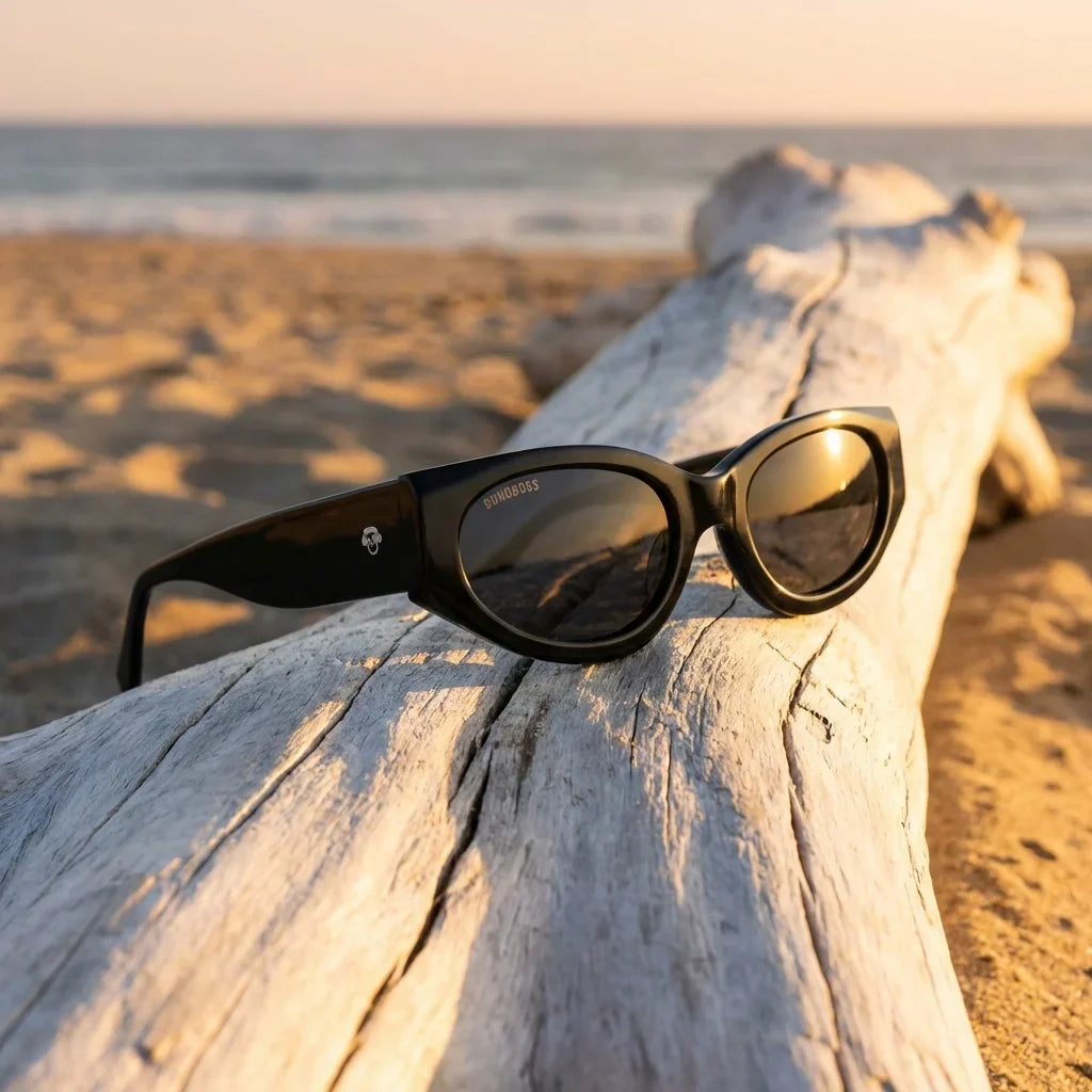 Lentes sol Milán polarizados UV400 sobre madera driftwood luz dorada Bonoboss #color_negro