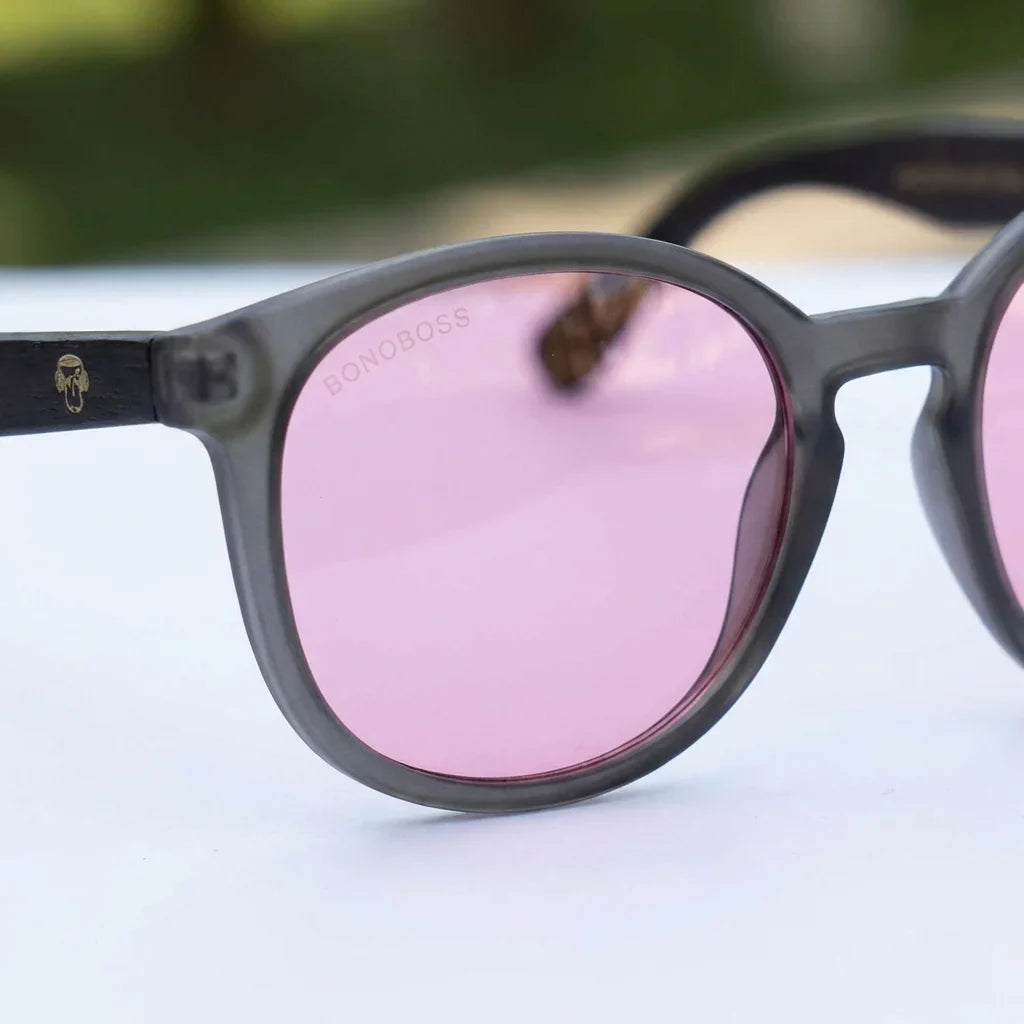 Lentes sol Meli TSP polarizados UV400 bio-acetato TSP rosado close-up lente coating espejado detalle optico Bonoboss #editorial_polarizado #color_rosado