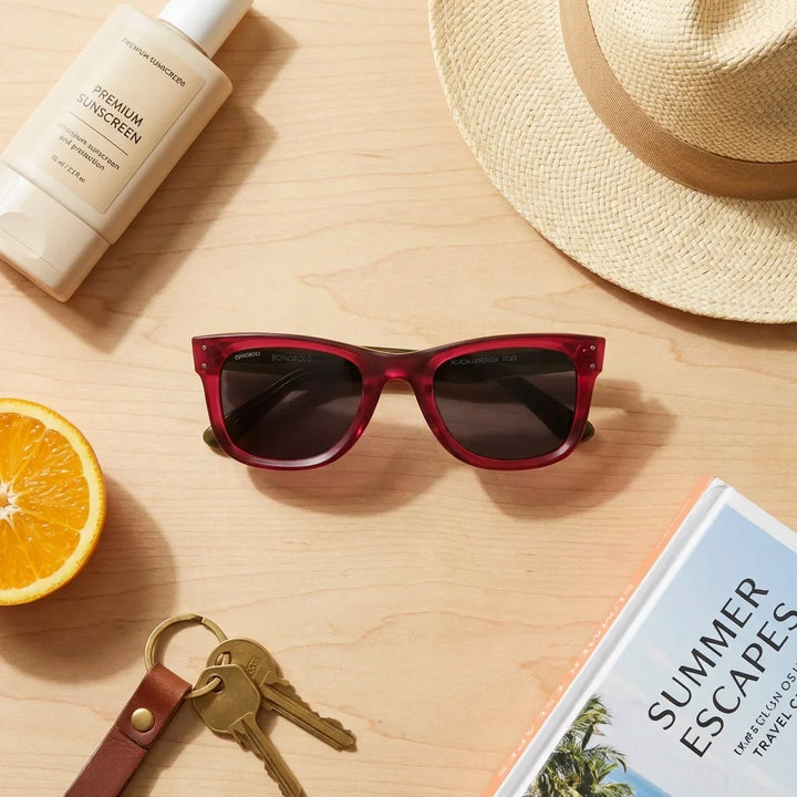 Lentes sol Acacia Reverse polarizados UV400 madera zebrano Rosado flat lay summer essentials accesorios playa Bonoboss #editorial_detail2 #color_rosado