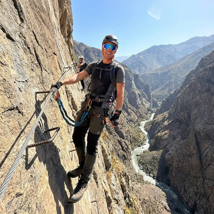 Bonoboss Backside Snow - Ski nieve con lentes deportivos #editorial_action4 #color_snow