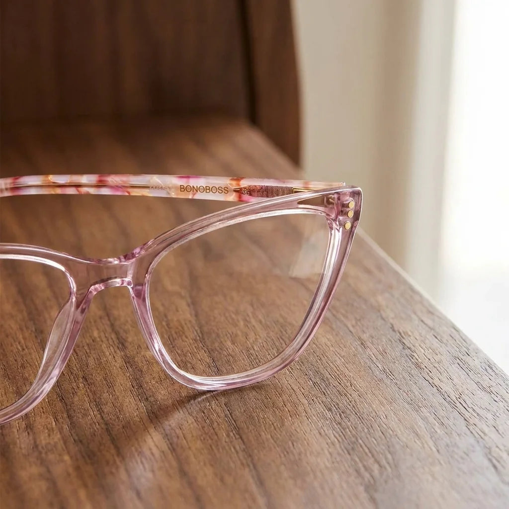 Amber Clip Sol rosado armazon en detalle Bonoboss #editorial_armazon #color_rosado