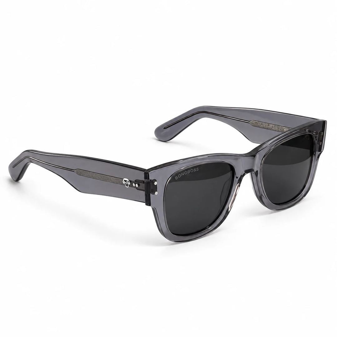 Lentes de sol polarizados Arrayán Gris transparente, Lente gris vista tres cuartos #editorial_angulo45 #color_gris