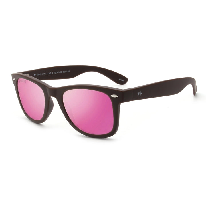 Acacia RPET Café lentes de sol cristal Espejado Pink vista tres cuartos unisex madera reciclada #color_espejado-pink