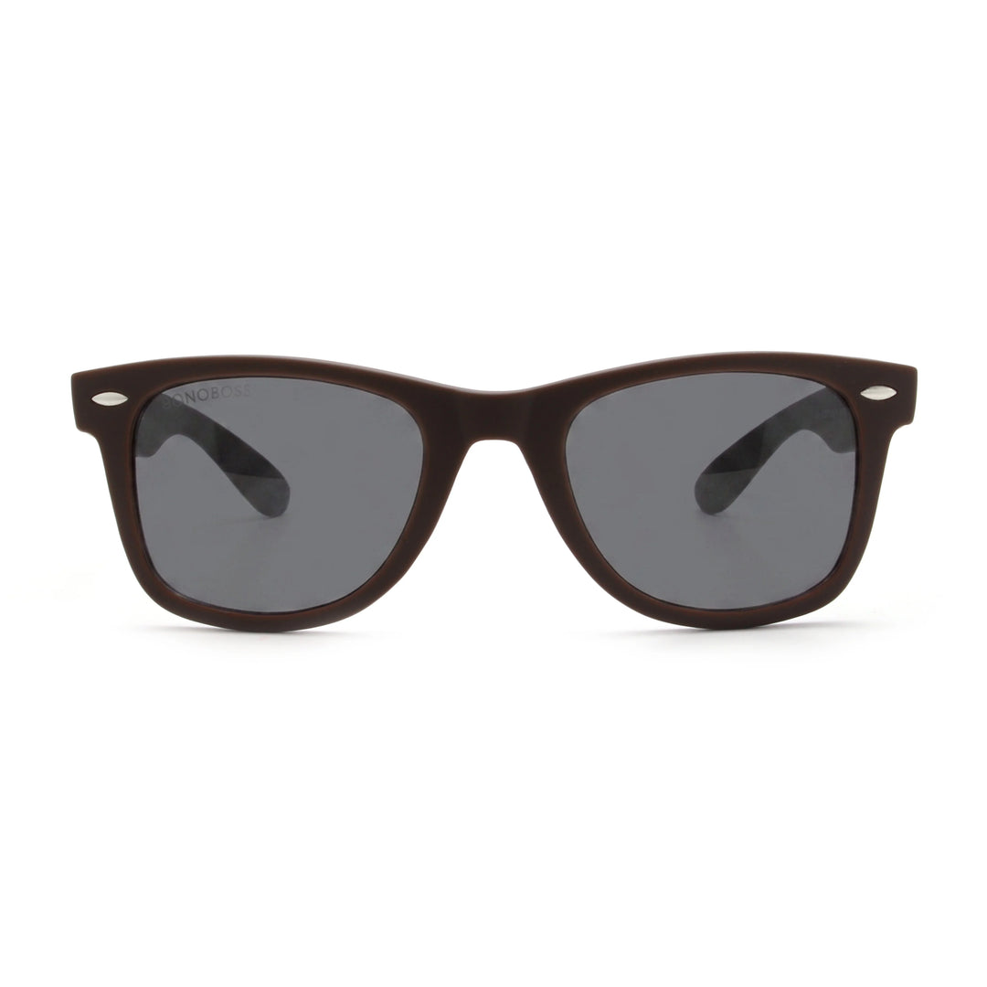 Acacia RPET Café lentes de sol cristal Smoke vista frontal unisex madera reciclada #color_negro