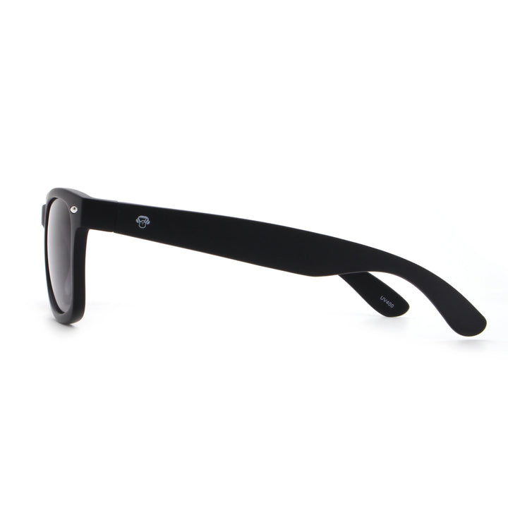 Acacia RPET Negro lentes de sol cristal Gradiente Gris vista lateral unisex madera reciclada #color_gradiente-gris