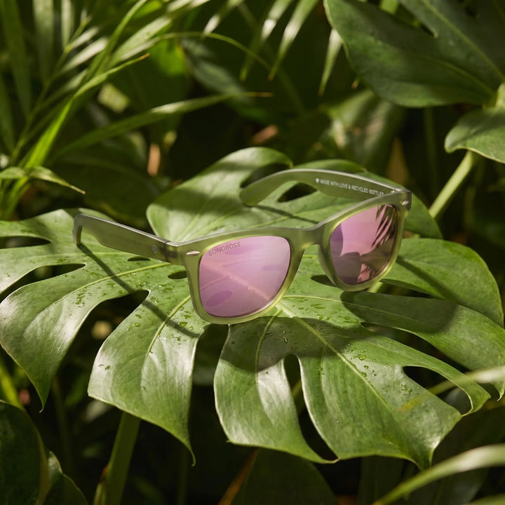Lentes sol Acacia RPET Olive polarizados UV400 composicion botanica hoja monstera tropical Bonoboss #color_espejado-pink
