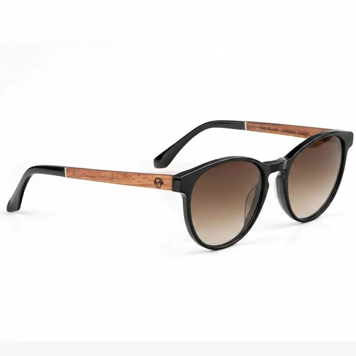 Lentes de sol Bonoboss Chiloé 220 Negro cristal Degradé Café vista tres cuartos armazón bio-acetato varilla madera UV400 #editorial_angulo45 #color_degrade_cafe