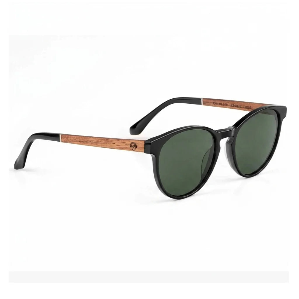 Lentes de sol Bonoboss Chiloé 220 Negro cristal G15 vista tres cuartos armazón bio-acetato varilla madera UV400 #editorial_angulo45 #color_g15