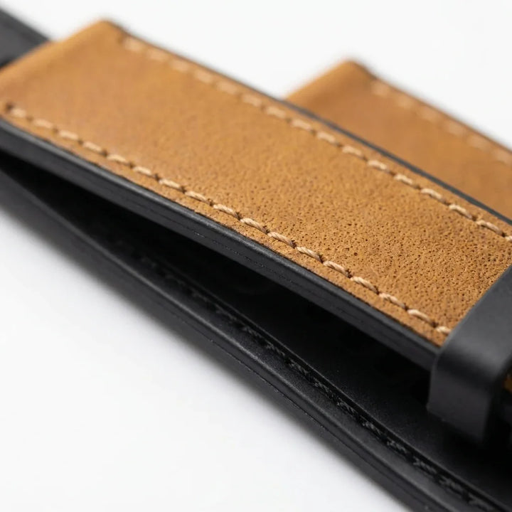 Bonoboss Correa Cuero Premium 22mm Cafe Claro - macro detalle costura textura #editorial_wb_macro_stitch #color_cafe-claro