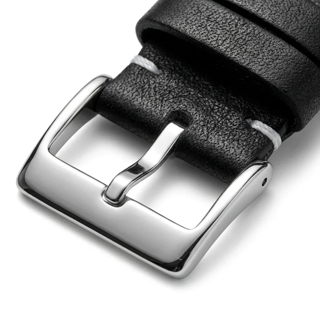 Bonoboss Correa Cuero Premium 22mm Negro - macro detalle hebilla plateada #editorial_wb_buckle_detail #color_negro