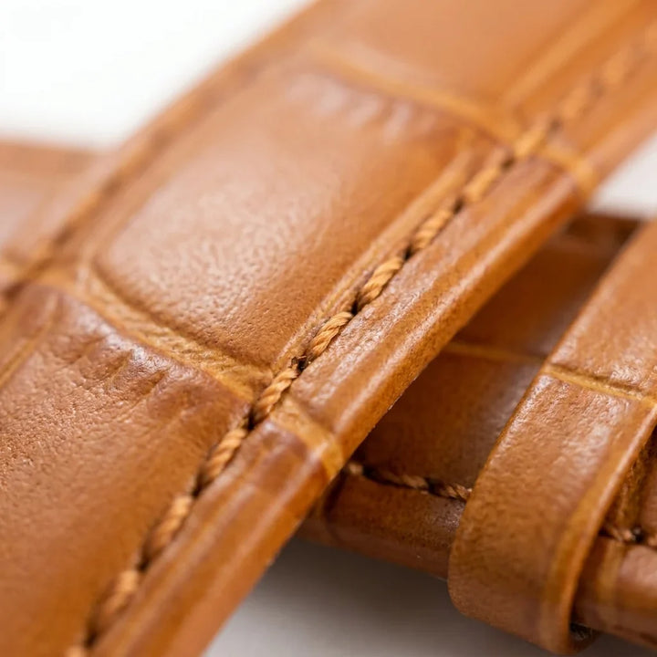 Bonoboss Correa Cuero Premium 22mm Cafe Claro - macro detalle costura textura #editorial_wb_macro_stitch #color_cafe-claro