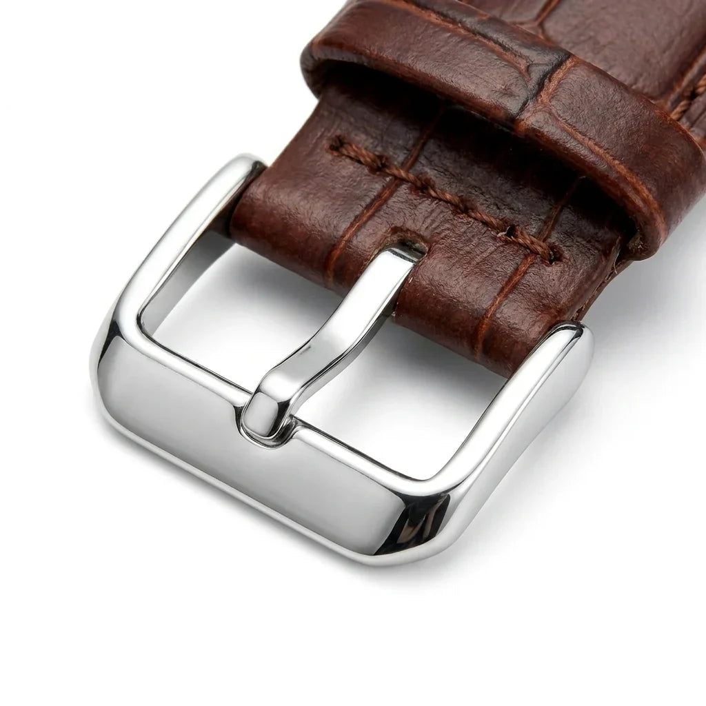 Bonoboss Correa Cuero Premium 22mm Cafe Oscuro - macro detalle hebilla plateada #editorial_wb_buckle_detail #color_cafe-oscuro