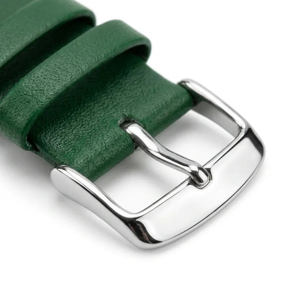 Bonoboss Correa Cuero Premium 22mm Verde - macro detalle hebilla plateada #editorial_wb_buckle_detail #color_verde