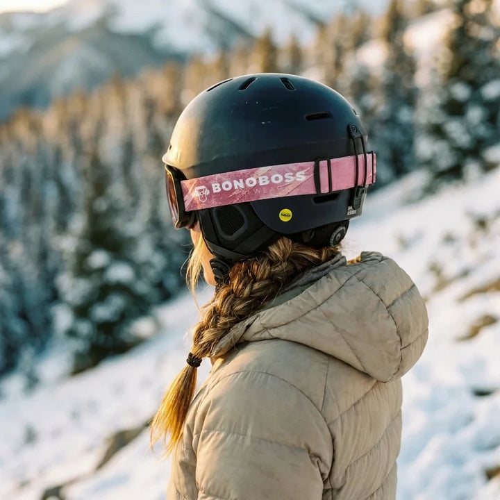 Bonoboss Strap Antiparra Powder Rosado - strap puesto casco vista atras #editorial_lifestyle1 #color_rosado