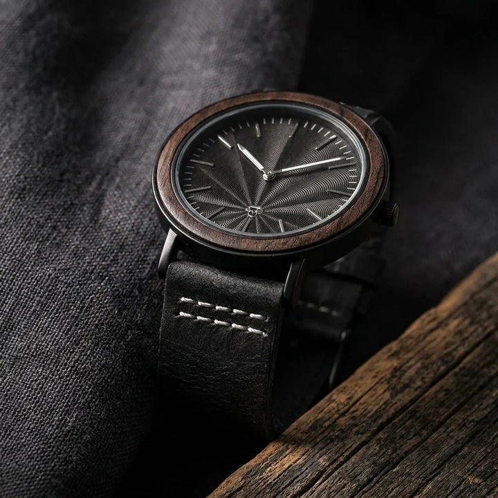 Bonoboss Toki Ébano BlackWave - macro correa de cuero costura #editorial_ctx_macro_strap #color_negro
