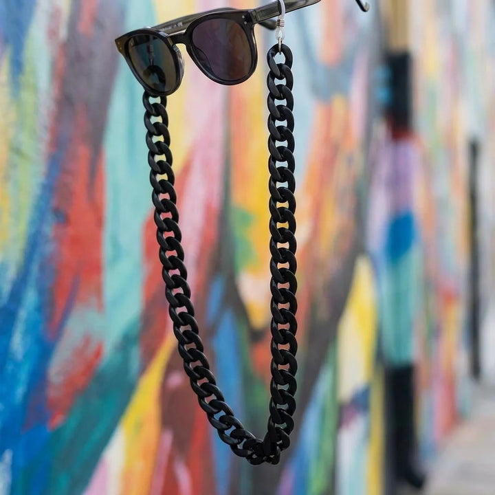 Cadena de acetato reciclado para lentes negro fondo urbano artístico galería Bonoboss #color_negro