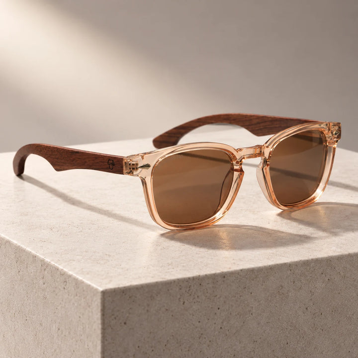 Lentes de sol Bonoboss Creta Brown en contexto de estilo de vida #color_brown